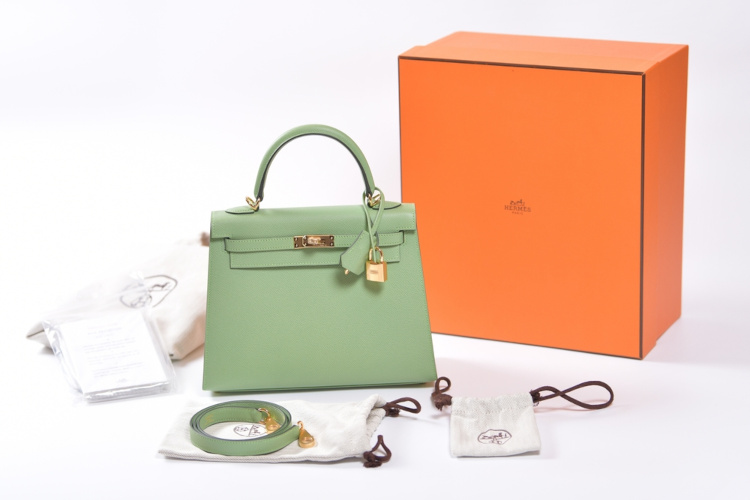 Hermes Kelly Investment