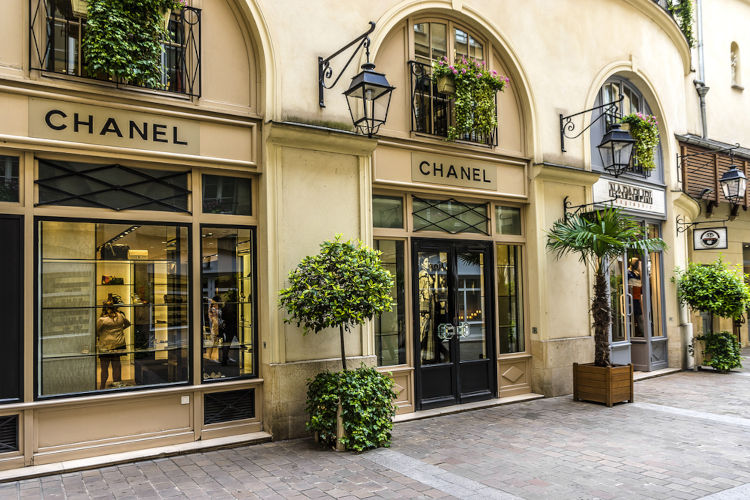 Chanel Shop